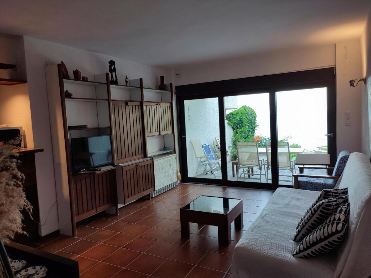 Beach House Emme Palaiontsiflikion Exterior photo