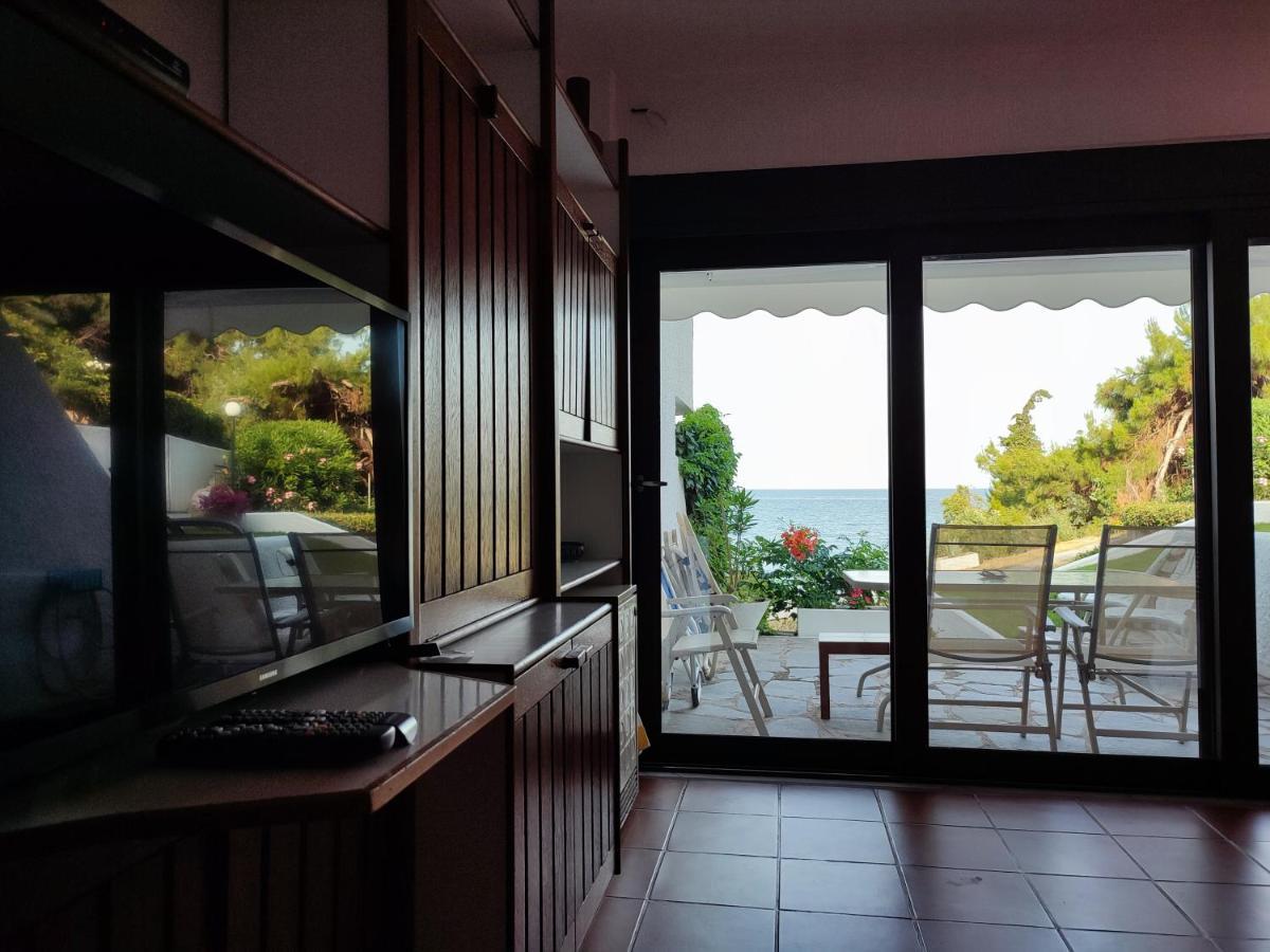 Beach House Emme Palaiontsiflikion Exterior photo