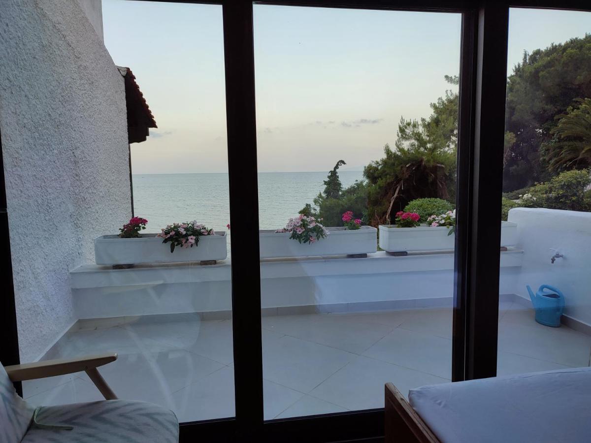 Beach House Emme Palaiontsiflikion Exterior photo