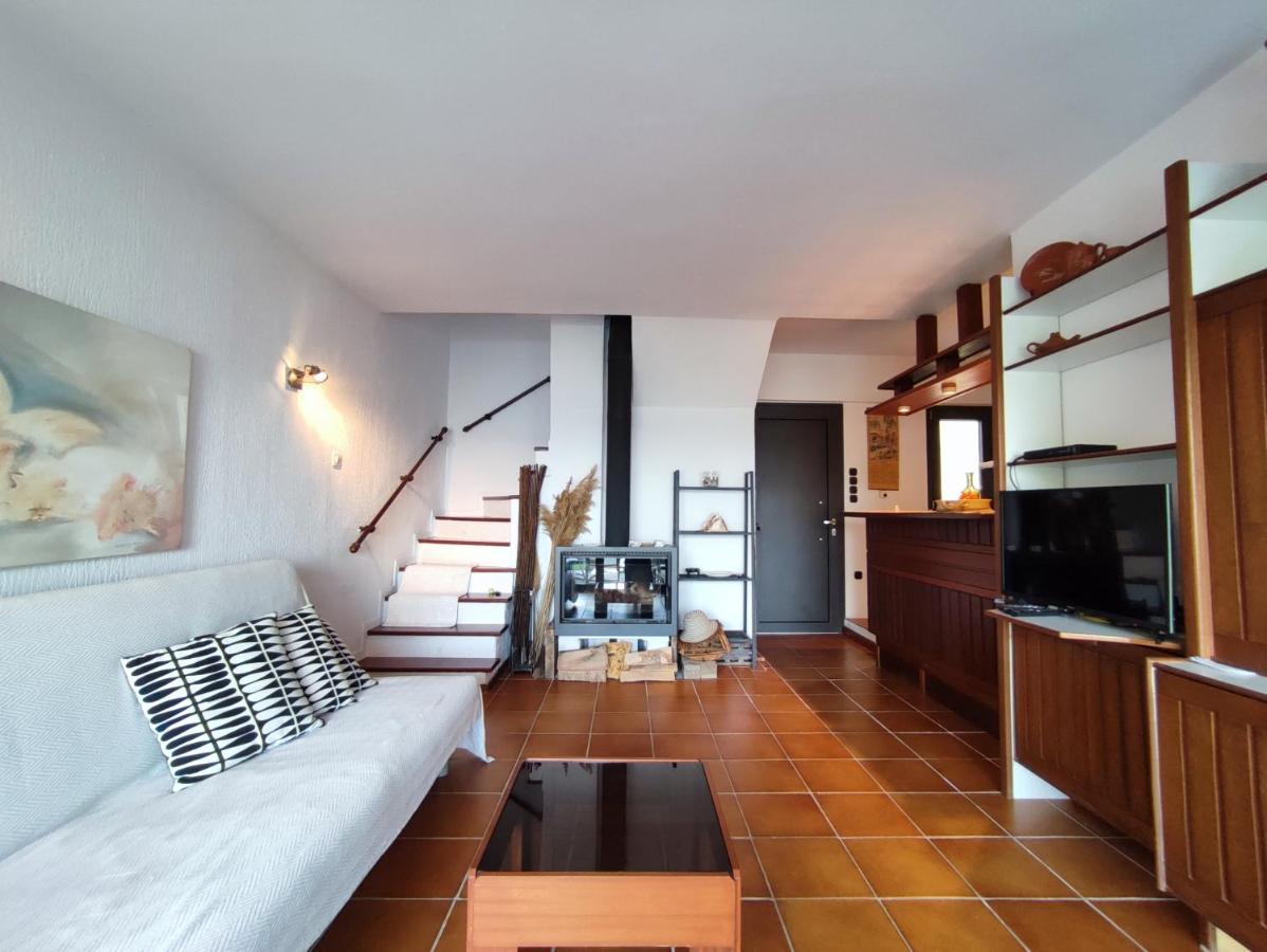 Beach House Emme Palaiontsiflikion Exterior photo